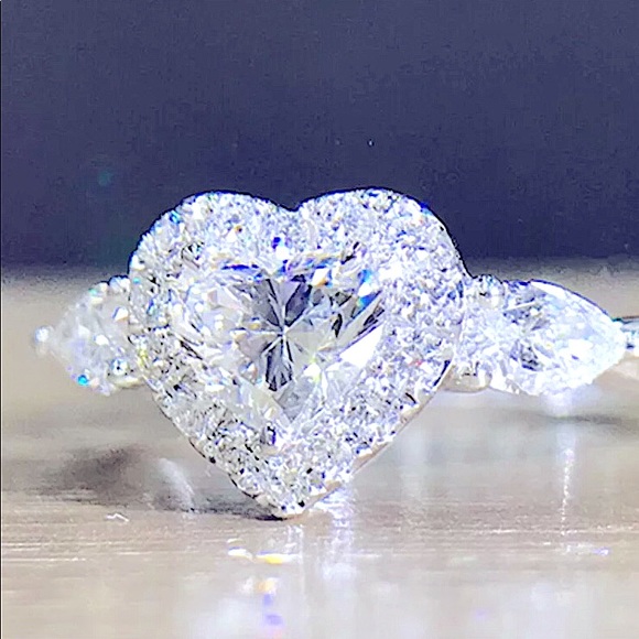 💍New Simulated 💎925 Sterling Silver White Sapphire💍 - Picture 4 of 4